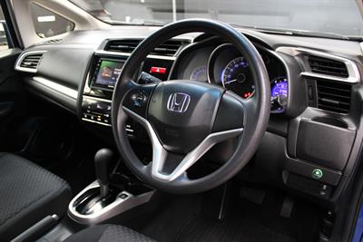 2013 Honda FIT - Thumbnail