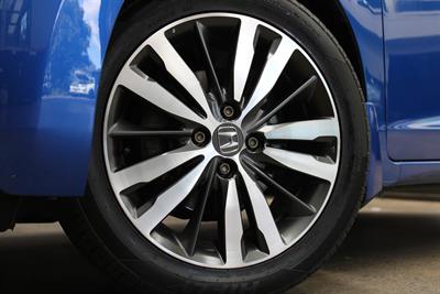 2013 Honda FIT - Thumbnail