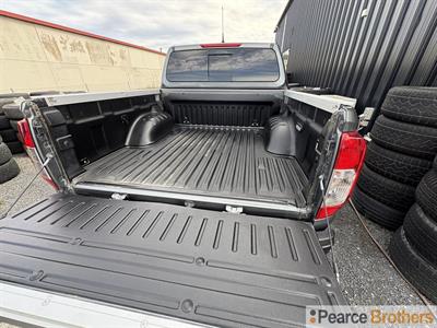 2018 Nissan Navara - Thumbnail