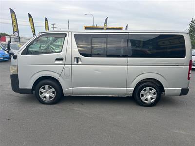 2007 Toyota Hiace - Thumbnail
