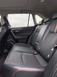 2019 Toyota RAV4 - Thumbnail