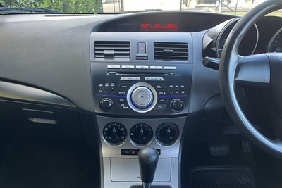 2010 Mazda Mazda3 - Thumbnail