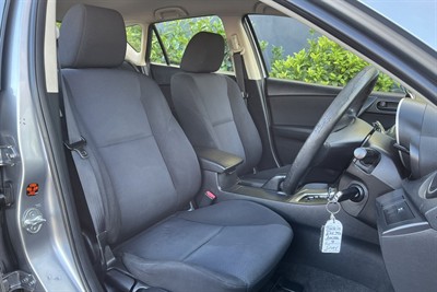 2010 Mazda Mazda3 - Thumbnail