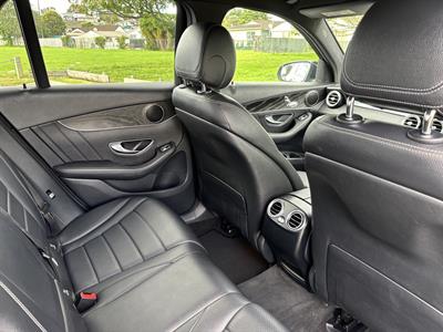 2016 Mercedes-Benz GLC 220 - Thumbnail