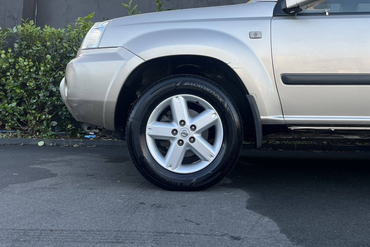 2004 Nissan X-Trail