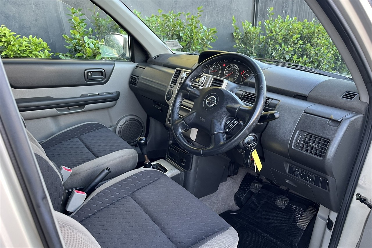 2004 Nissan X-Trail