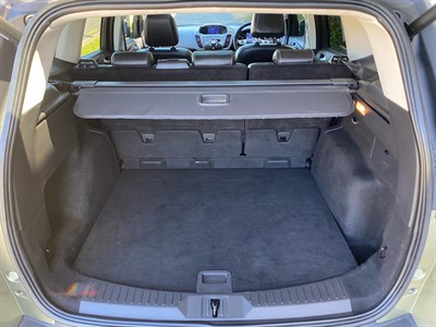 2014 Ford Kuga - Thumbnail