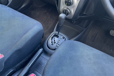 2007 Toyota Vitz - Thumbnail