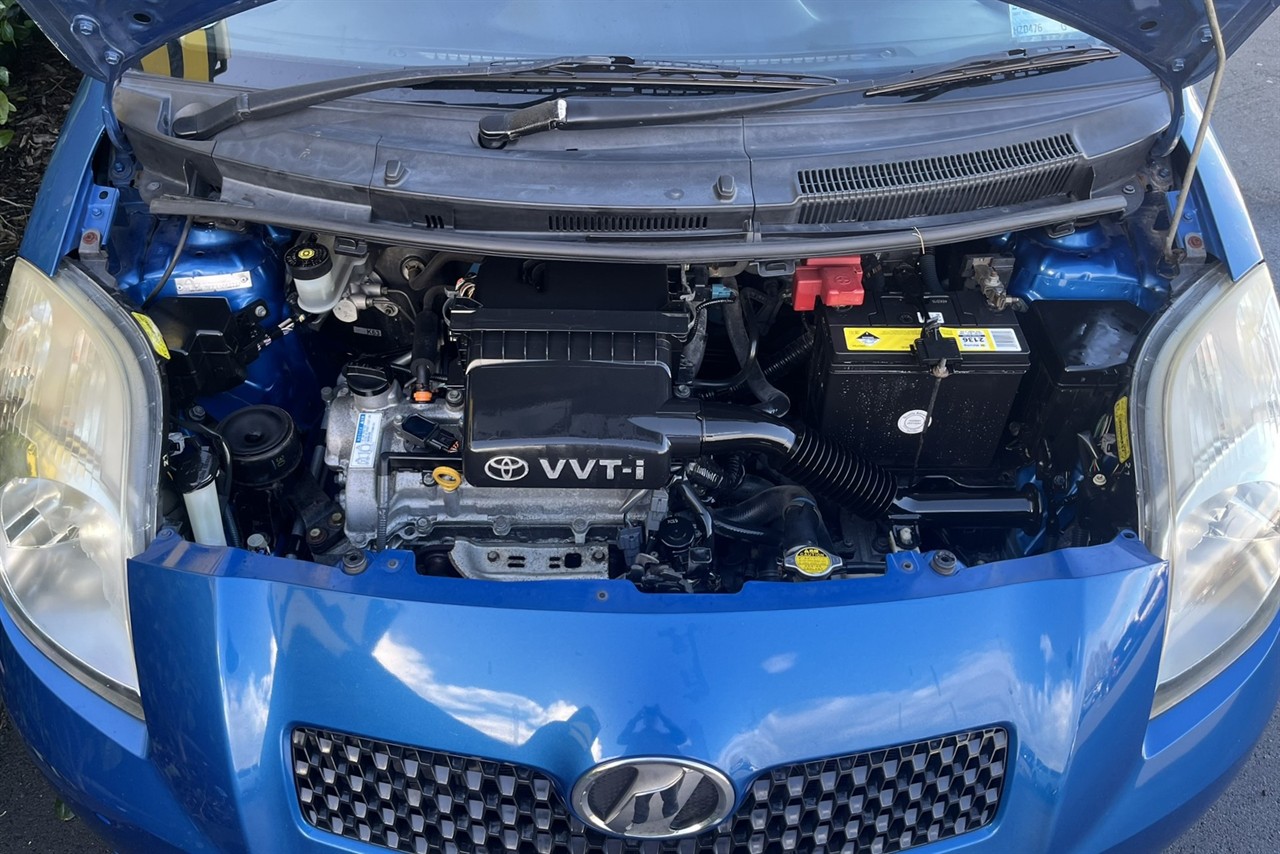 2007 Toyota Vitz