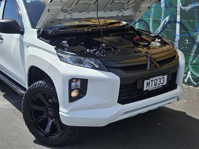 2020 Mitsubishi Triton - Thumbnail