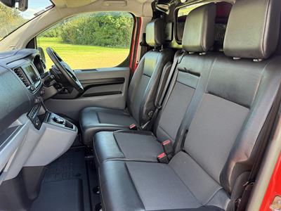 2021 Peugeot Expert - Thumbnail