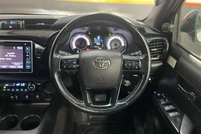 2018 Toyota Hilux - Thumbnail