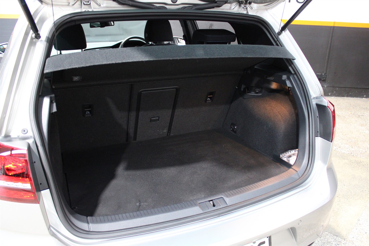 2016 Volkswagen GOLF