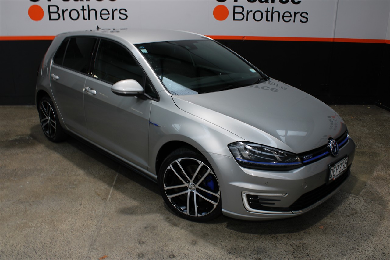 2016 Volkswagen GOLF