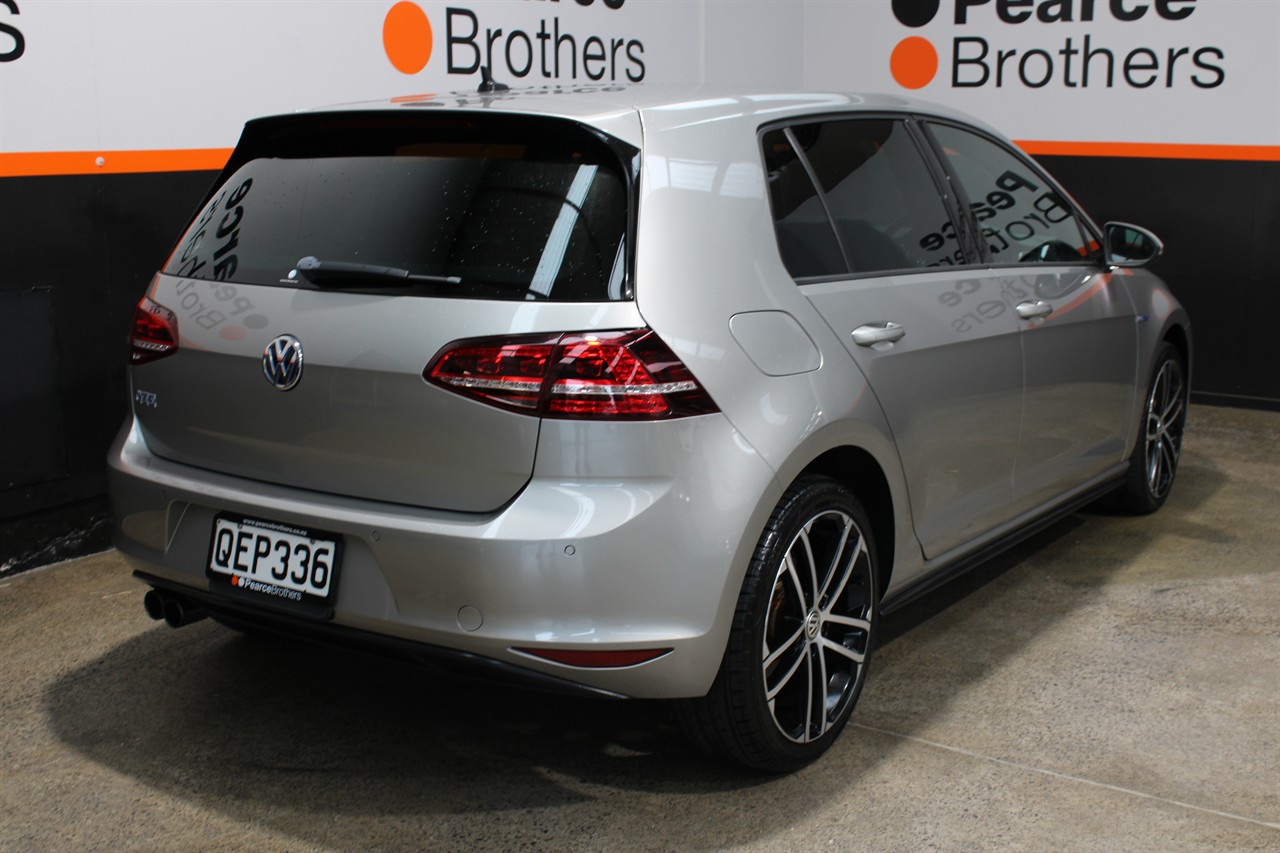 2016 Volkswagen GOLF