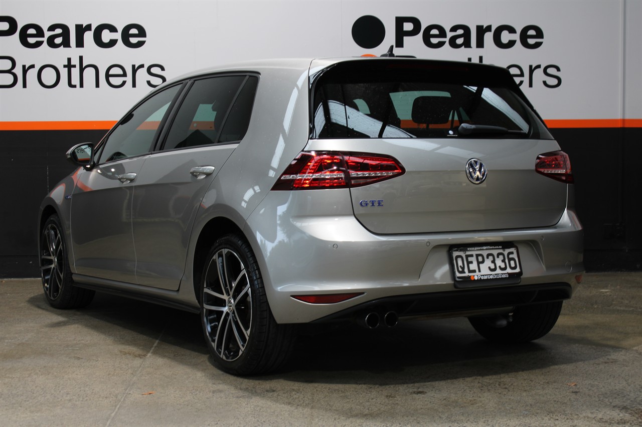 2016 Volkswagen GOLF