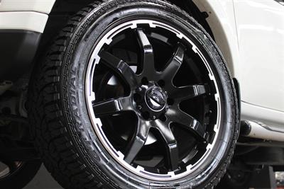 2015 Mitsubishi Challenger - Thumbnail