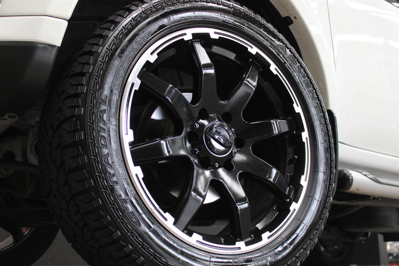 2015 Mitsubishi Challenger