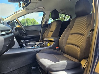 2015 Mazda Axela - Thumbnail