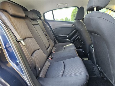 2015 Mazda Axela - Thumbnail