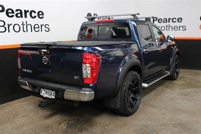 2017 Nissan Navara - Thumbnail
