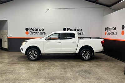 2016 Nissan Navara - Thumbnail