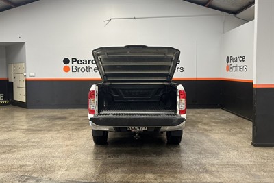 2016 Nissan Navara - Thumbnail