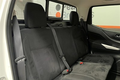 2016 Nissan Navara - Thumbnail