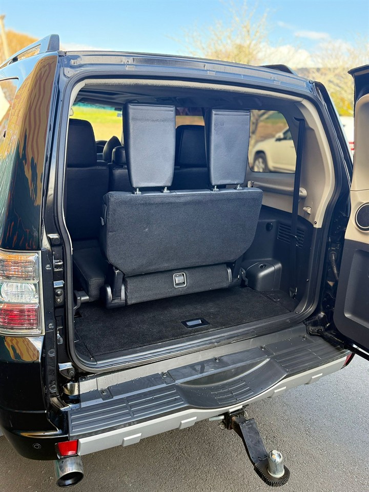 2015 Mitsubishi Pajero