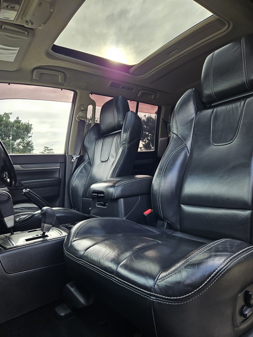 2015 Mitsubishi Pajero
