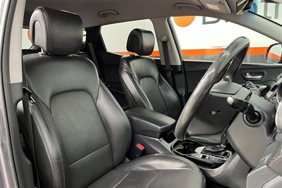 2015 Hyundai Santa Fe - Thumbnail