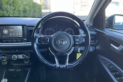 2018 Kia Rio - Thumbnail