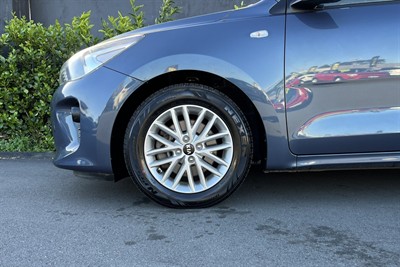 2018 Kia Rio - Thumbnail