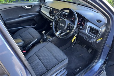 2018 Kia Rio - Thumbnail