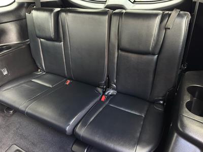 2019 Toyota Highlander - Thumbnail