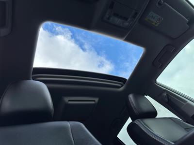 2019 Toyota Highlander - Thumbnail