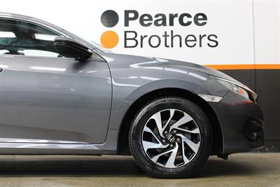 2017 Honda Civic - Thumbnail