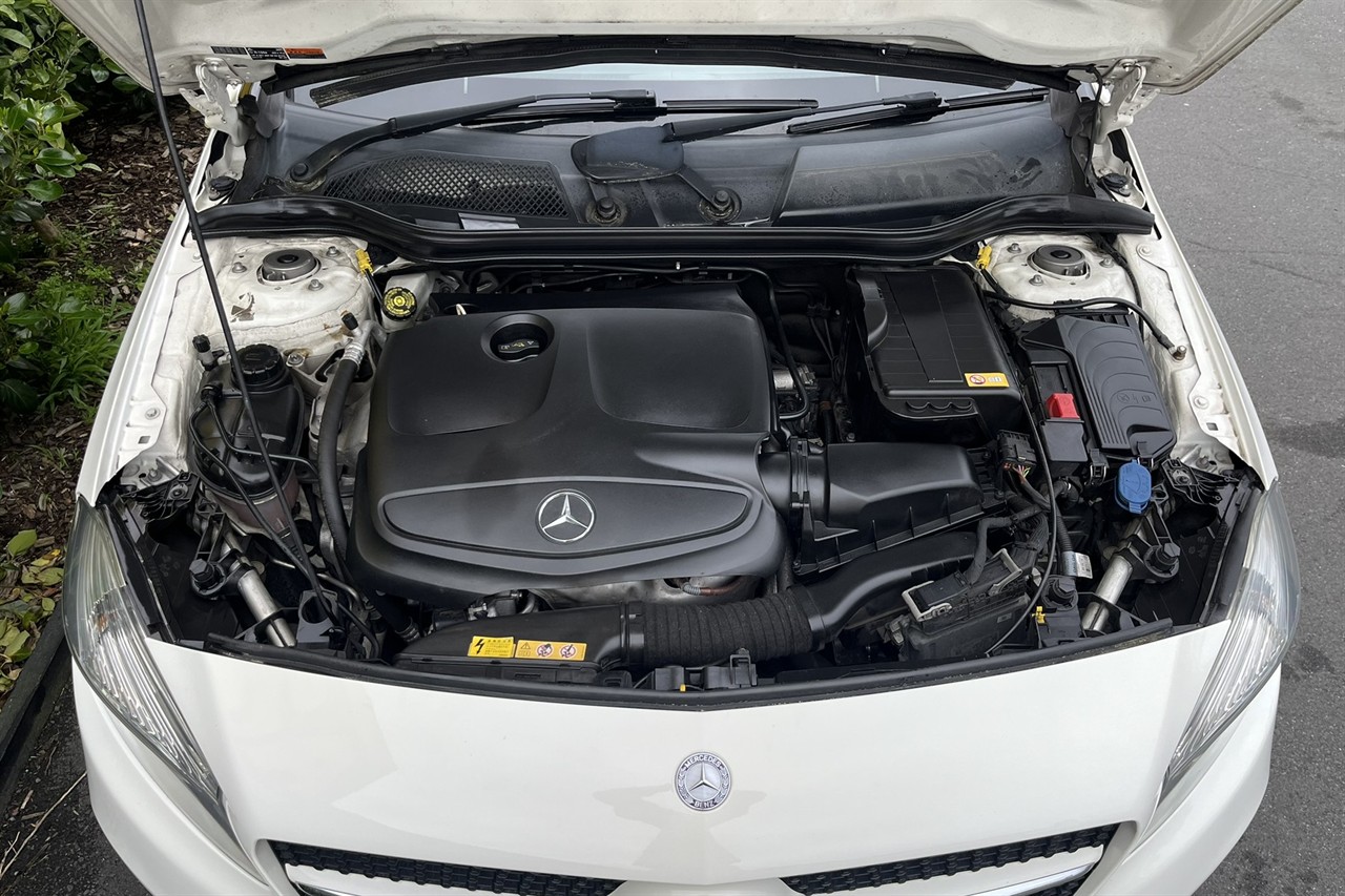 2014 Mercedes-Benz A180