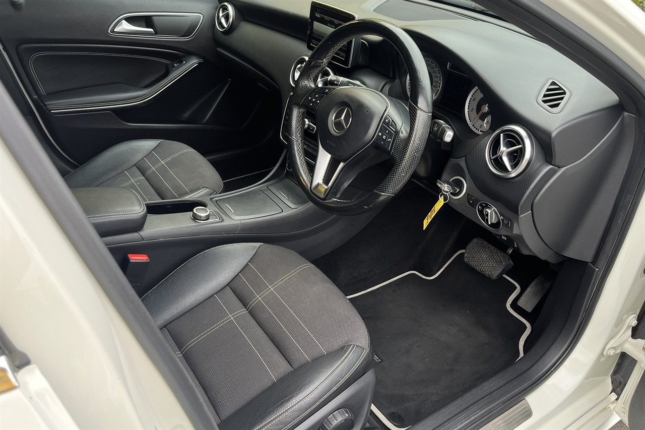 2014 Mercedes-Benz A180