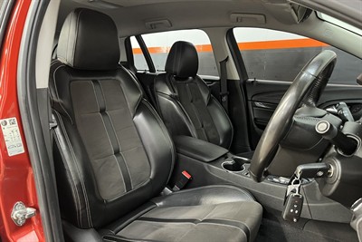 2014 Holden Commodore - Thumbnail