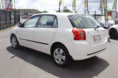 2006 Toyota Corolla - Thumbnail