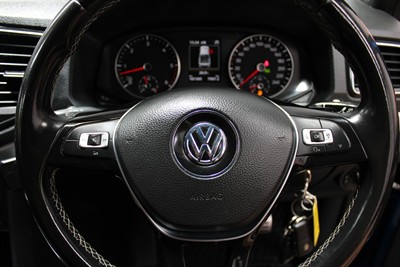 2019 Volkswagen Amarok - Thumbnail