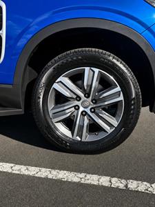 2020 LDV D90 - Thumbnail