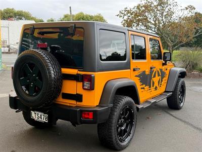 2012 Jeep WRANGLER - Thumbnail