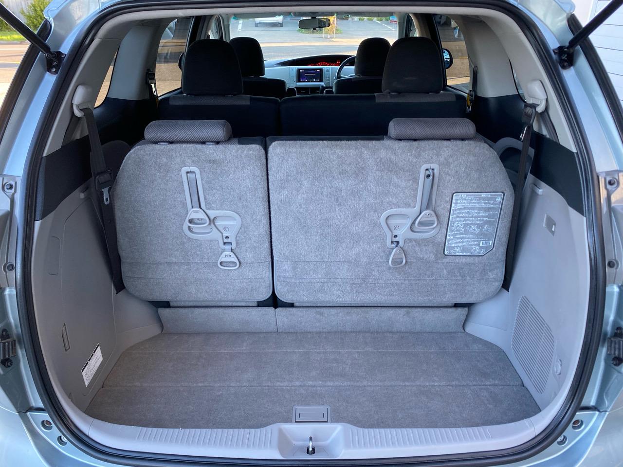 2007 Toyota Estima