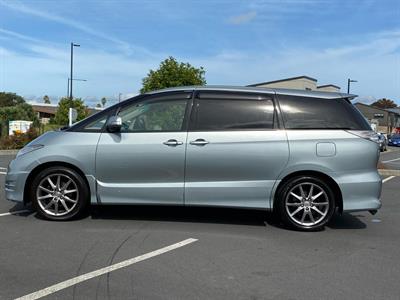 2007 Toyota Estima - Thumbnail
