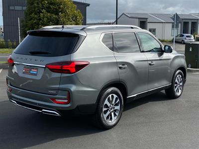 2024 Ssangyong Rexton - Thumbnail