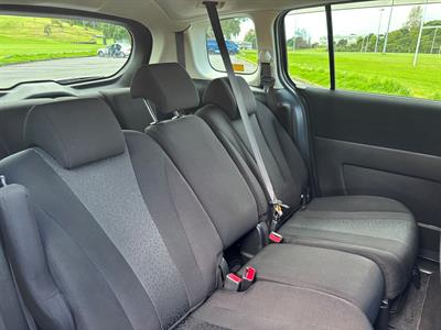 2012 Nissan LAFESTA - Thumbnail