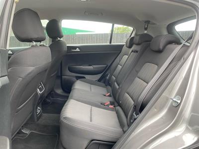 2017 Kia SPORTAGE - Thumbnail