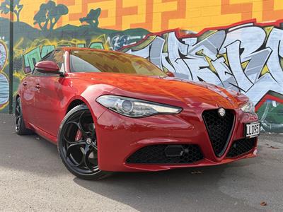 2018 Alfa Romeo Giulia - Thumbnail